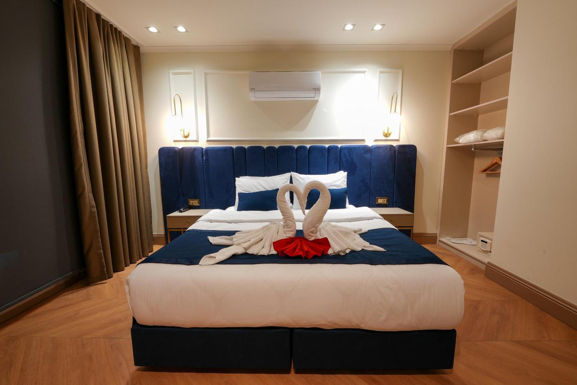Taksim Bosphorus Hotel Istanbul Bagian luar foto