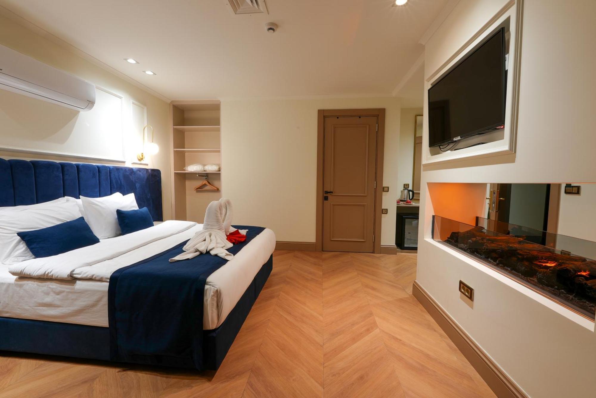 Taksim Bosphorus Hotel Istanbul Bagian luar foto