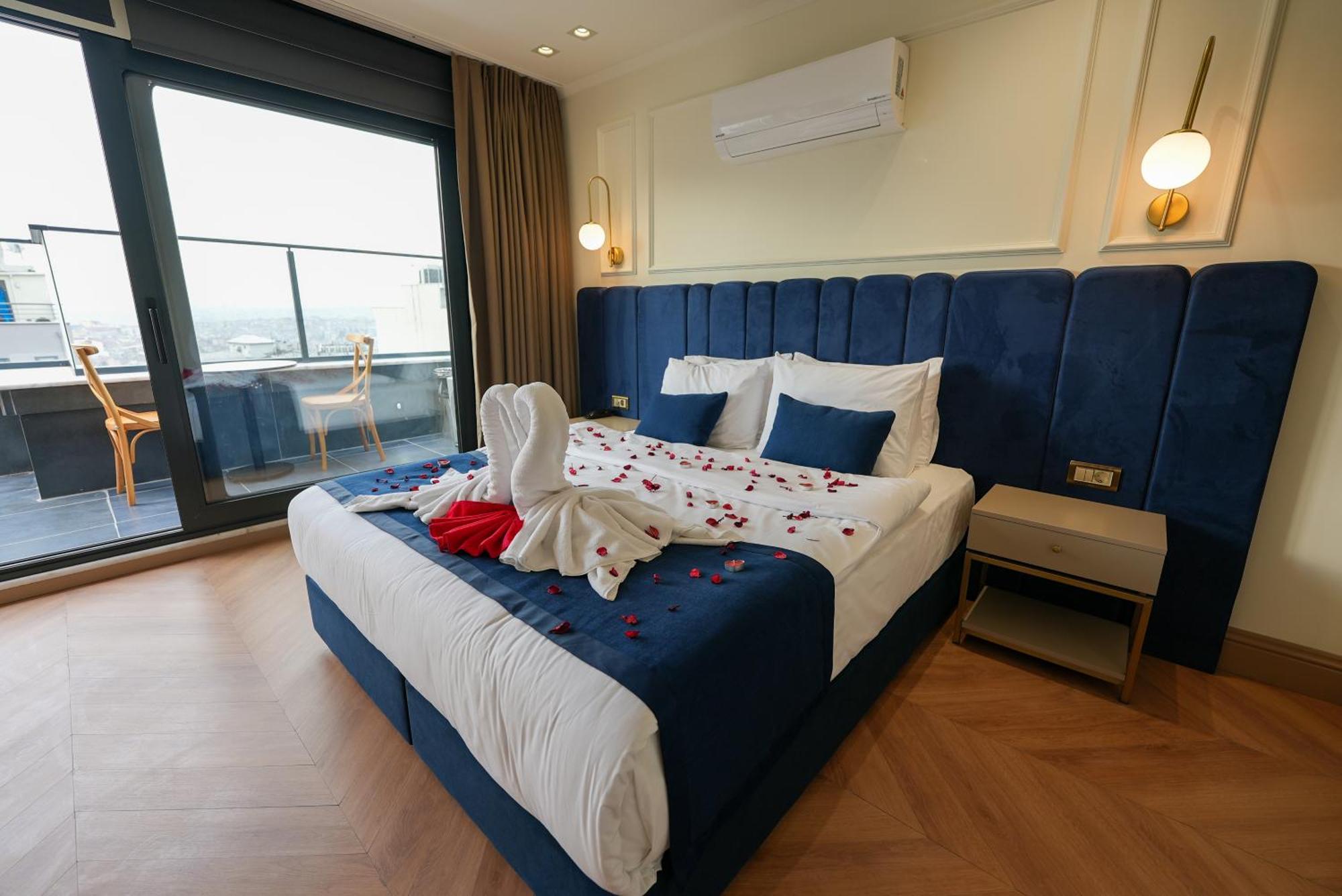 Taksim Bosphorus Hotel Istanbul Bagian luar foto
