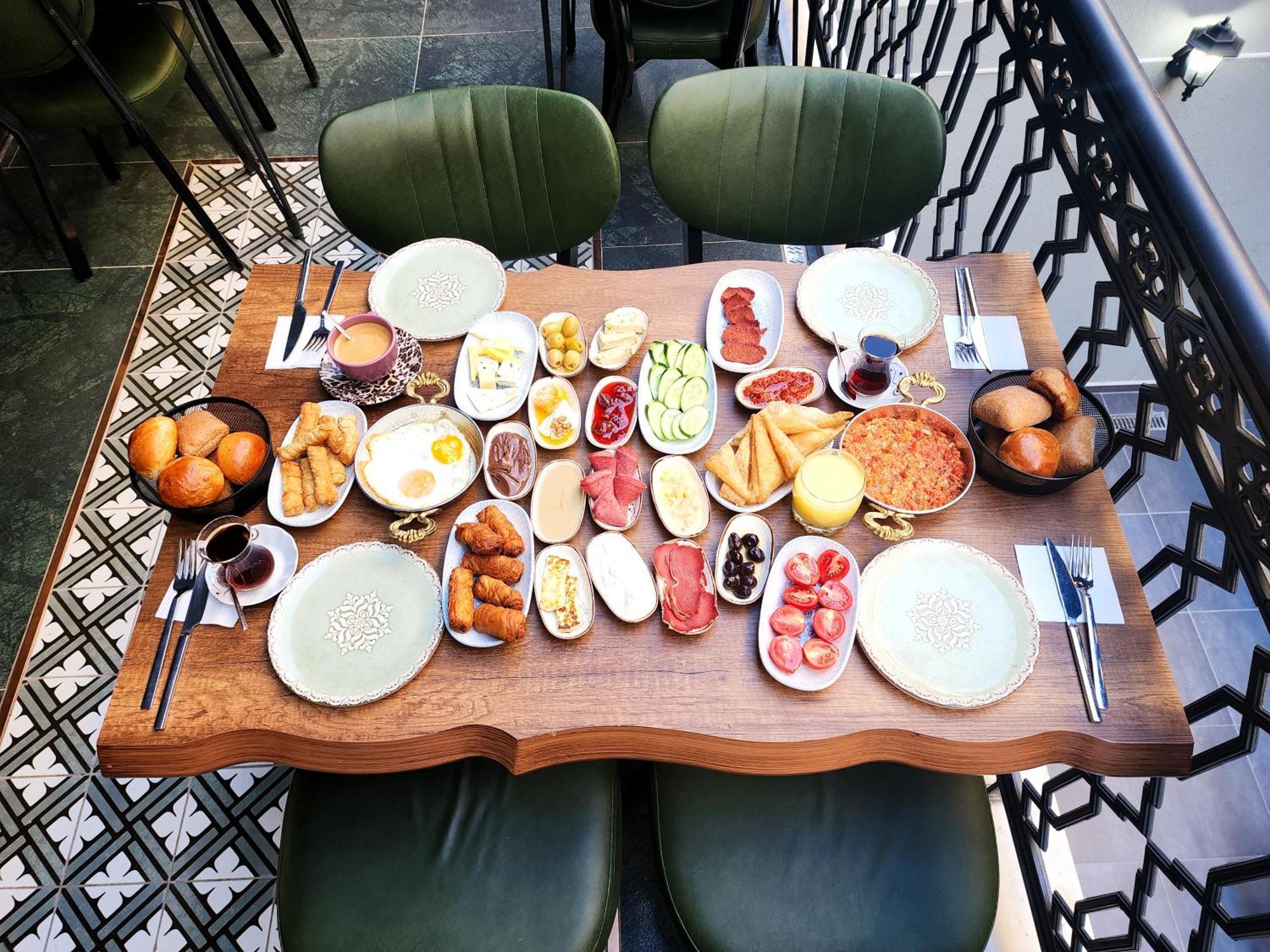 Taksim Bosphorus Hotel Istanbul Bagian luar foto