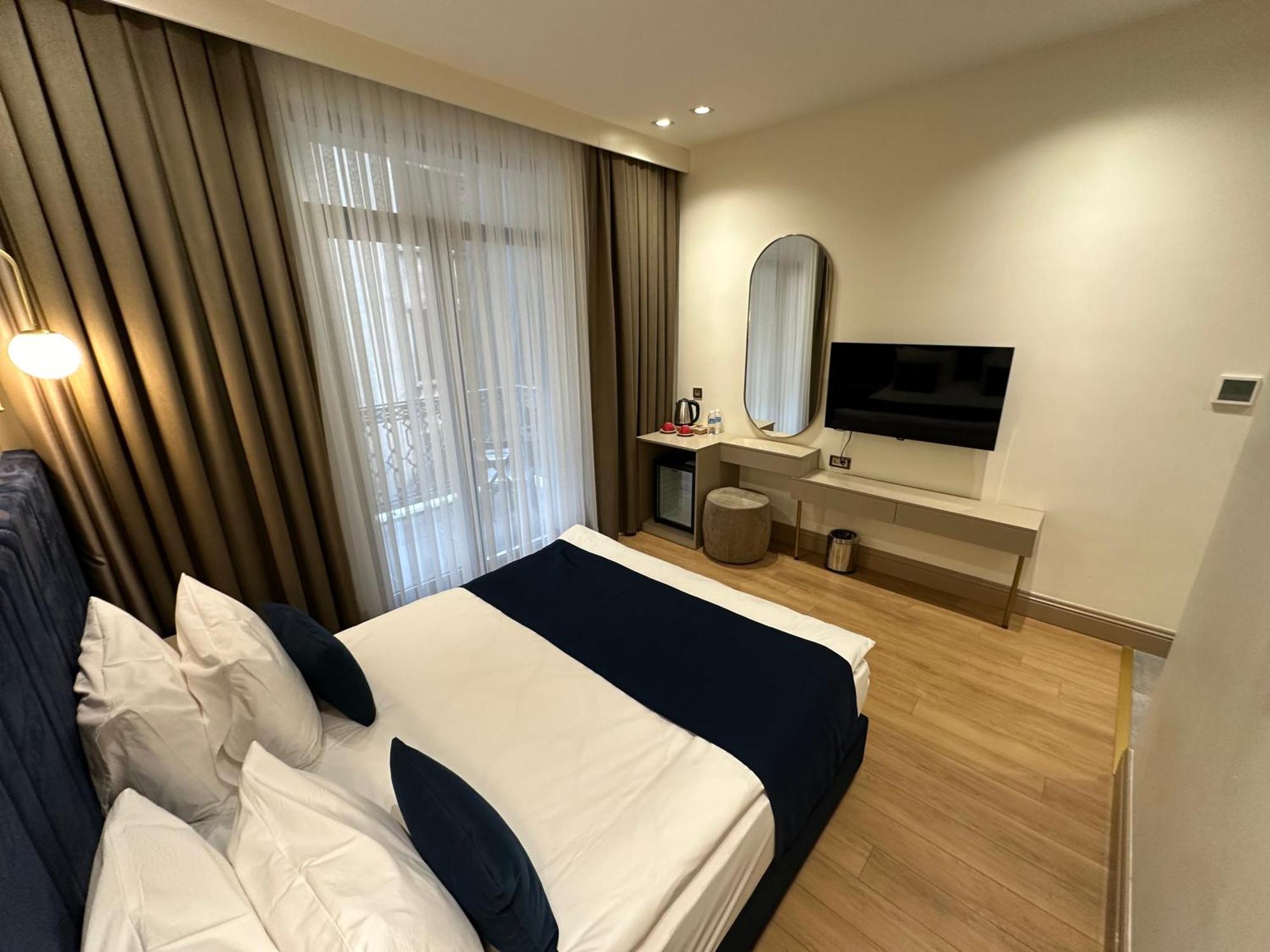 Taksim Bosphorus Hotel Istanbul Bagian luar foto